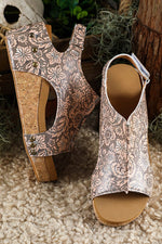 Brown Vintage Floral Leather Rivet Hollowed Platform Sandals - Luxe Shopping