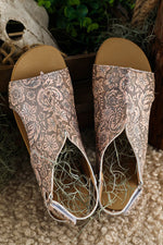 Brown Vintage Floral Leather Rivet Hollowed Platform Sandals - Luxe Shopping