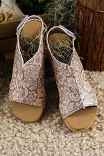 Brown Vintage Floral Leather Rivet Hollowed Platform Sandals - Luxe Shopping