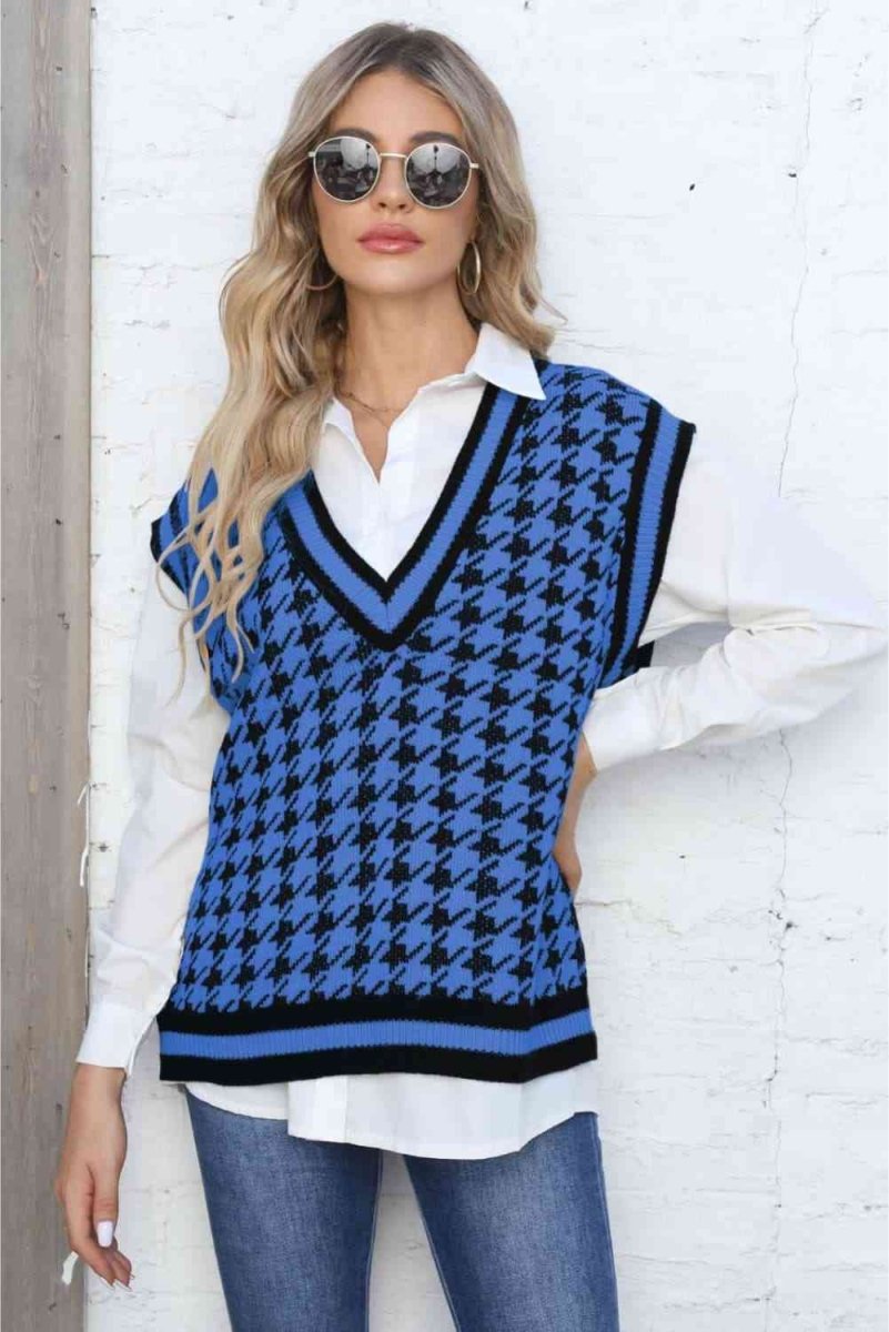 Ribbed V-Neck Sleeveless Sweater - 3 Colors - Luxe Shopping